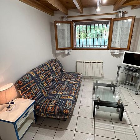 Gite Des Phares - Day Cruise En Bateau Prive, Peche En Mer, Et Visite Guidee Des Chateaux Du Medoc Lesparre-Médoc Екстериор снимка